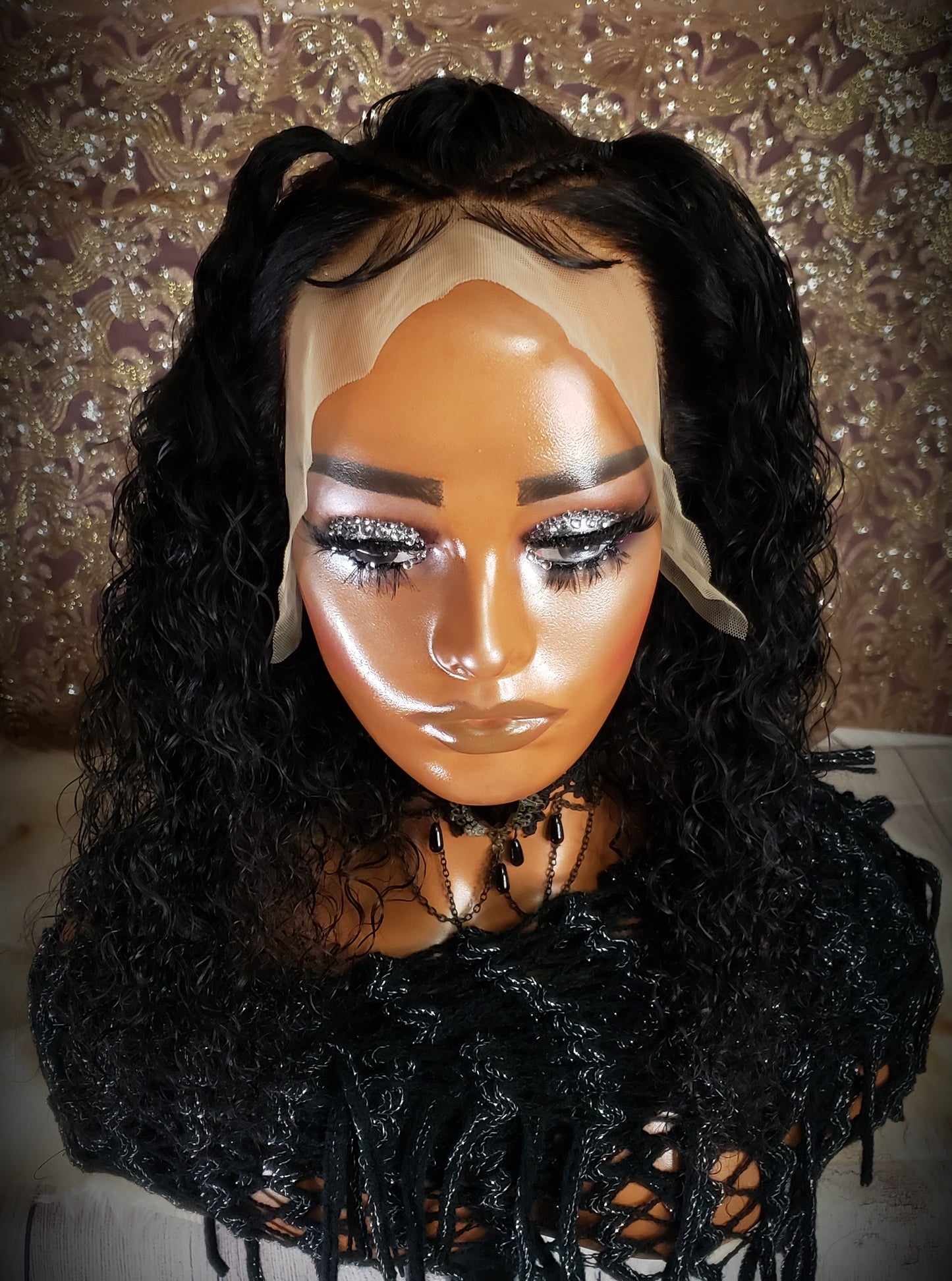 Ruth Lace Front Unit